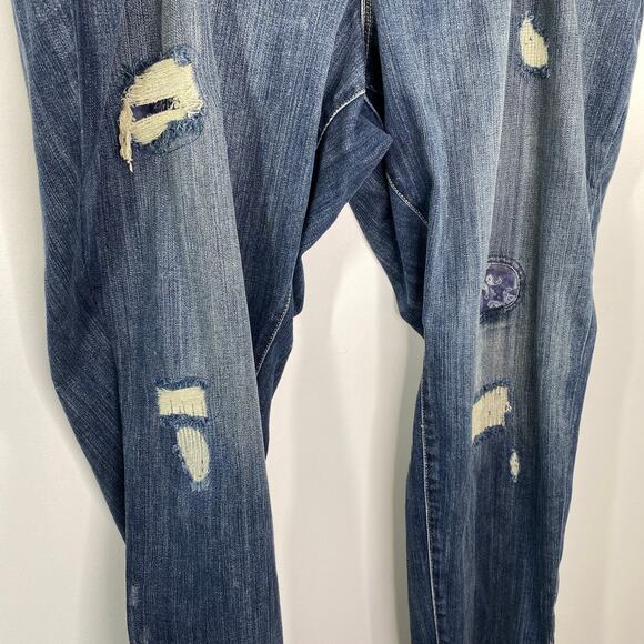 Torrid Premium Boyfriend Distressed Dark Wash Jeans Women's Size 26 Regular 26R - Picture 5 of 12